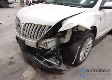 2013 Lincoln Mkx z USA, uszkodzony, nr VIN 2LMDJ8JKXDBL29516